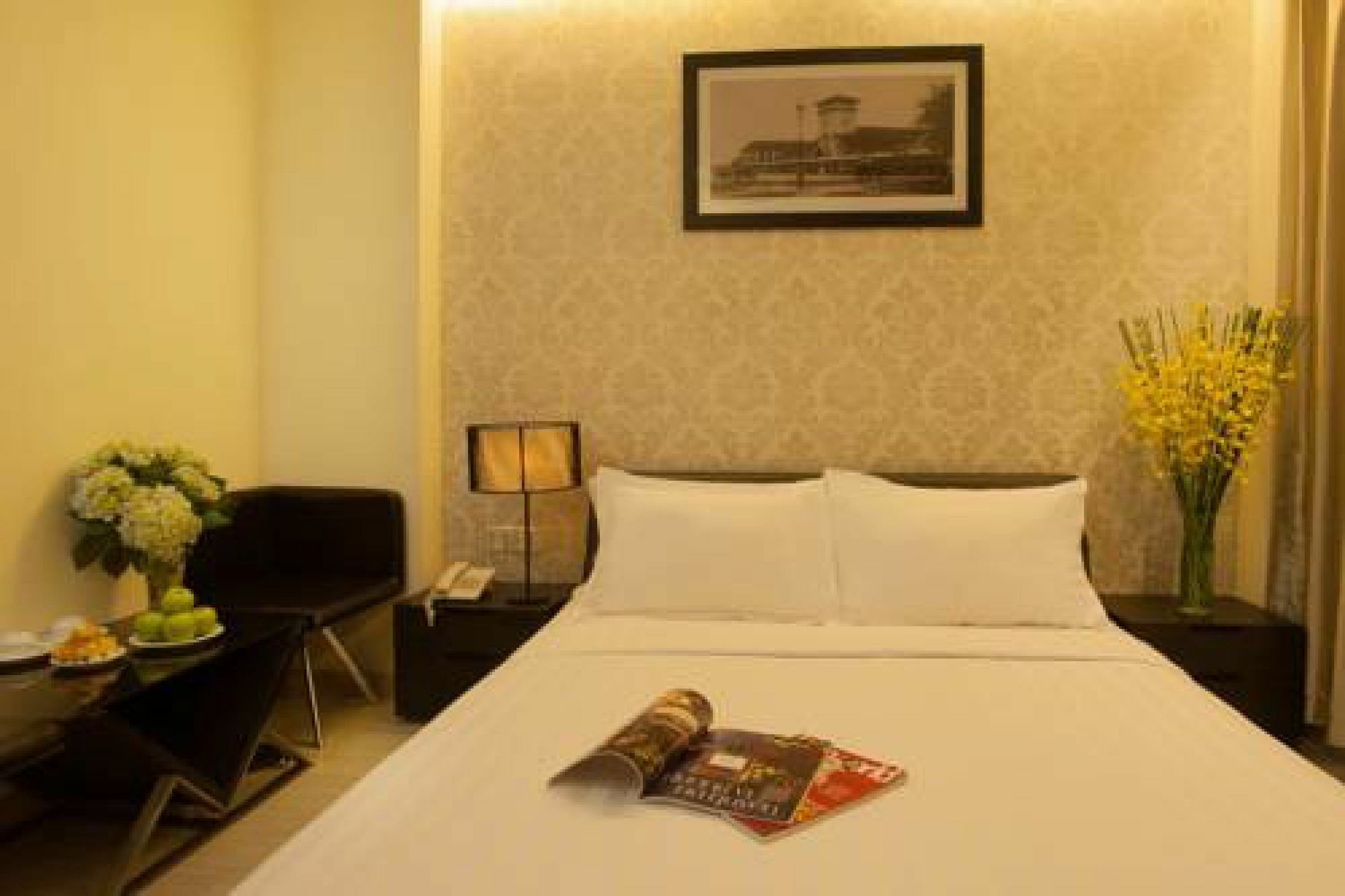 The One Premium Hotel Ho Chi Minh City Exterior photo